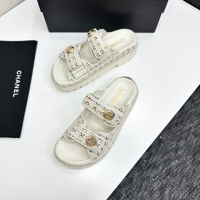 Chanel WOMENS SANDAL 55817-4