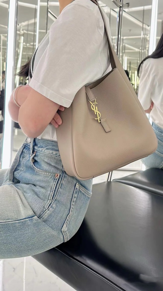 SAINT LAURENT LE 5 A 7 SUPPLE LARGE IN GRAINED LEATHER 753837 LIGHT GRAY