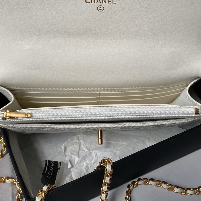 Chanel CLUTCH WITH CHAIN AP4062 white