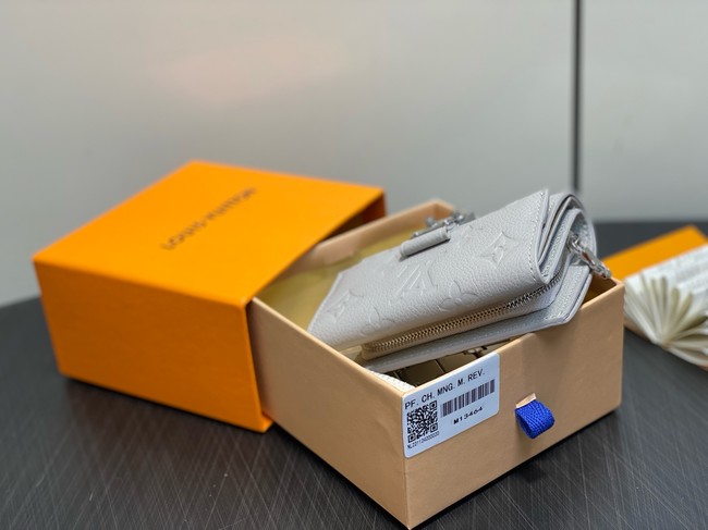 Louis Vuitton Wallet M13464 Brume