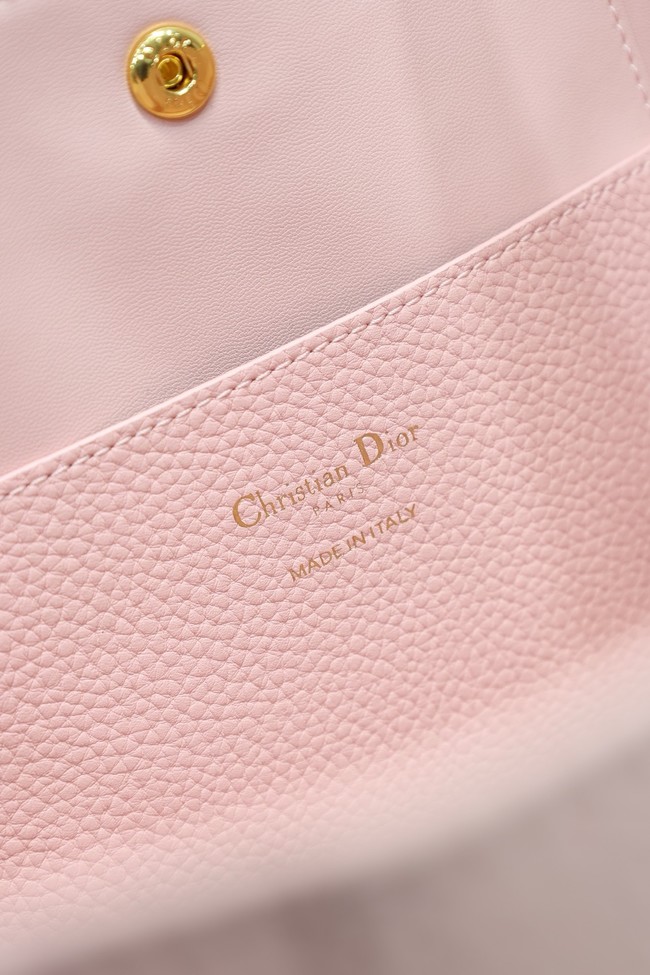 Dior Medium Signature Bucket Bag Grained Calfskin M2841USKU pink