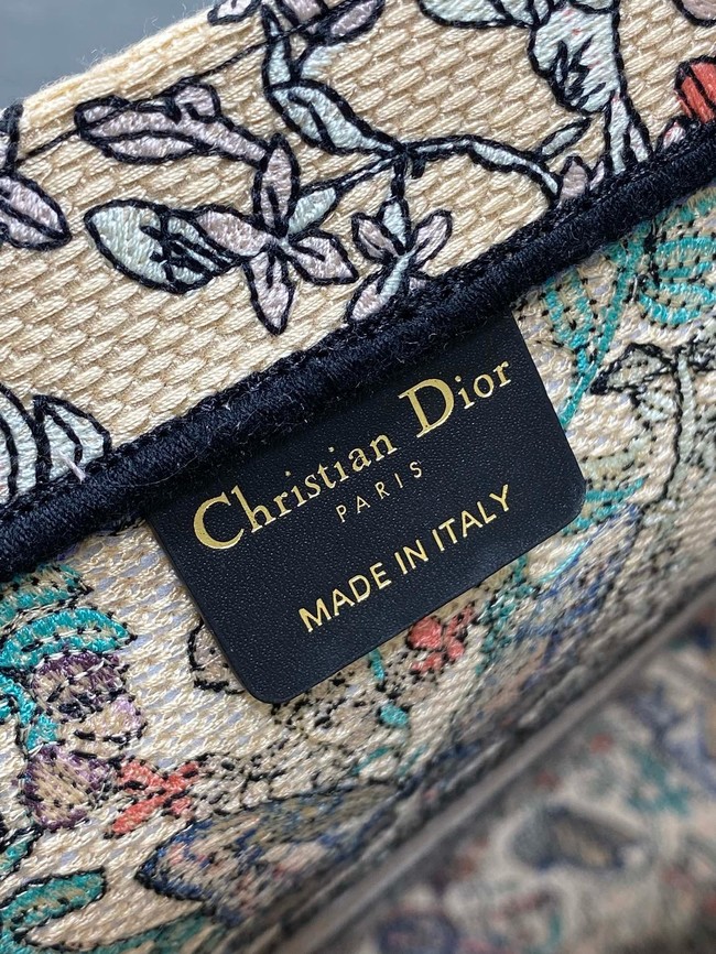 Large Dior Book Tote Embroidery Embroidery M1286ZEDX-1