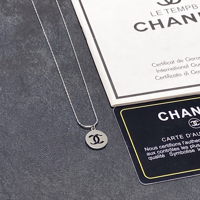 Chanel necklace CE16602