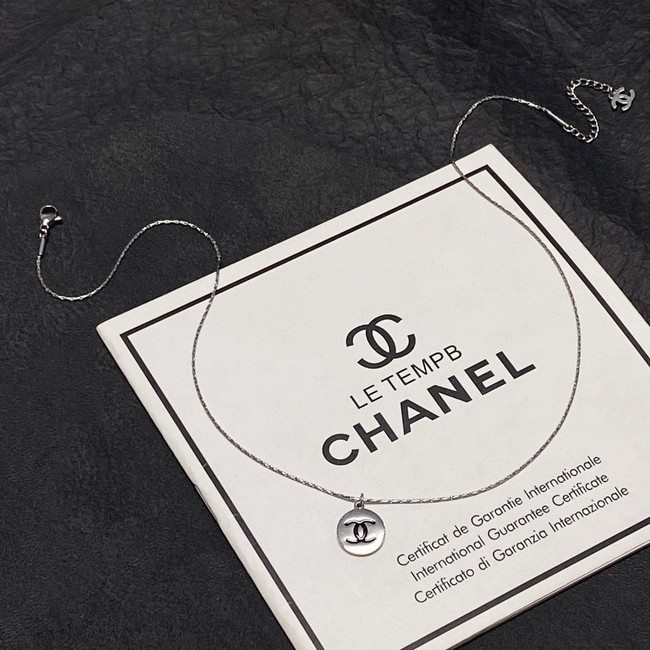 Chanel necklace CE16602