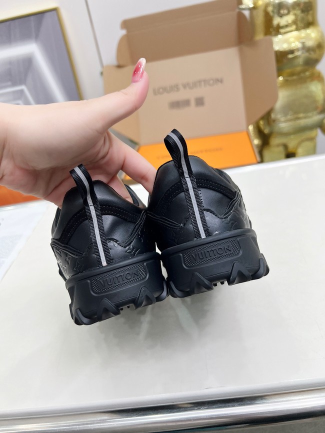 Louis Vuitton Sports shoes 44854-5
