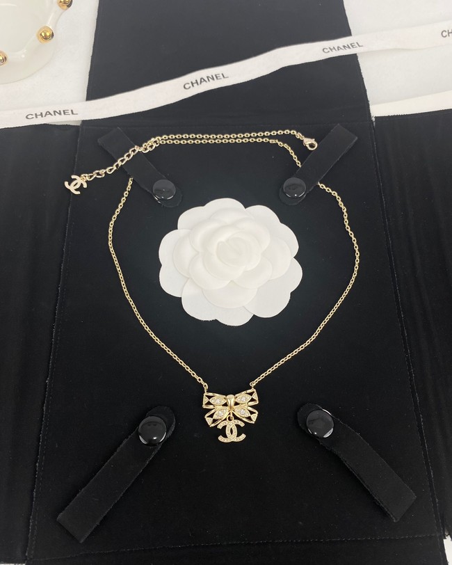 Chanel necklace CE16638