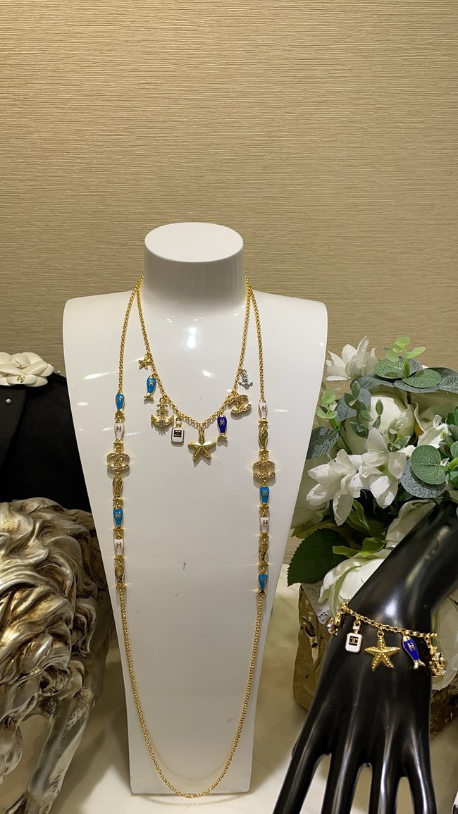 Chanel necklace CE16869