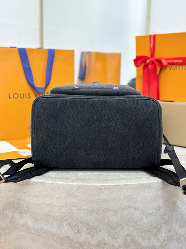 Louis Vuitton Discovery Backpack M14135 black