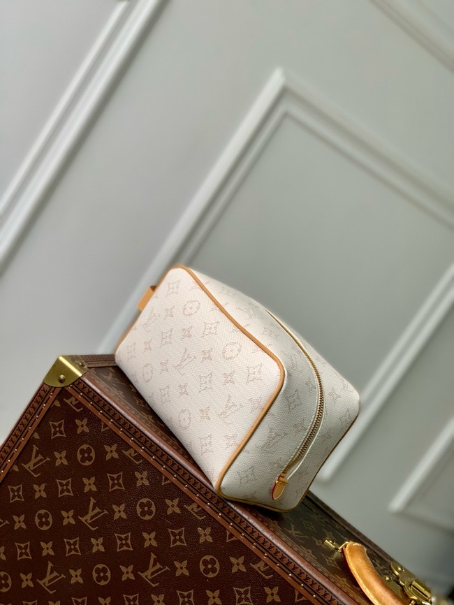Louis Vuitton Locker Dopp Kit M14839 white