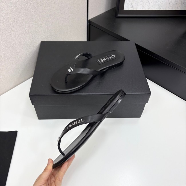 Chanel Slippers 44988-1