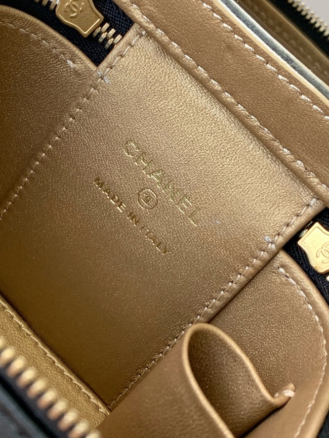 CHANEL Lambskin Small Vanity with Chain AP3941 black