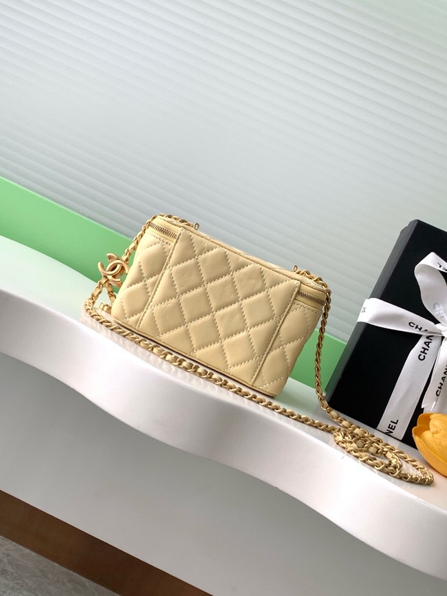CHANEL Lambskin Vanity with Chain AP3940 yellow