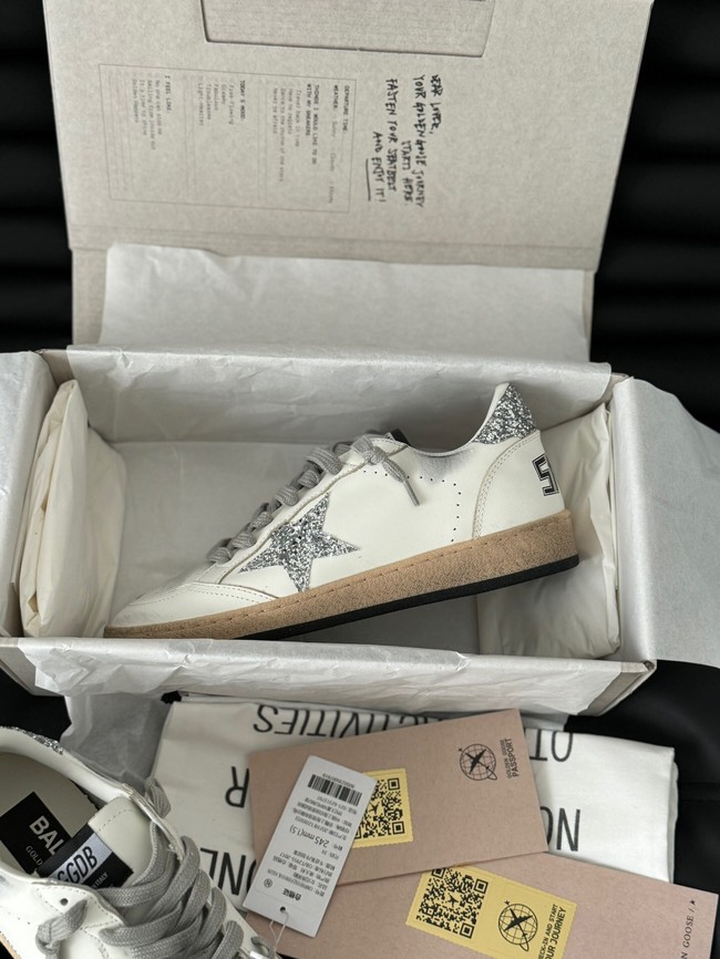 GOLDEN GOOSE DELUXE BRAND Flat shoes 45016-13