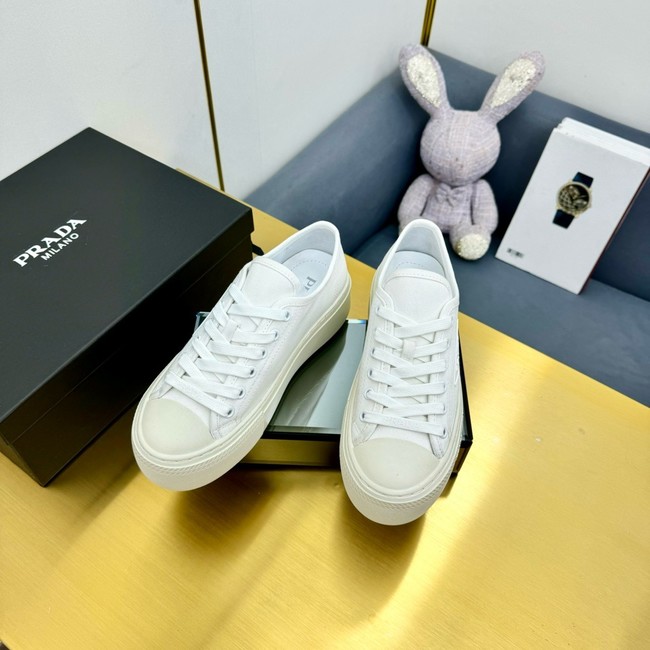 Chanel Downtown Bold leather sneakers 45033-2