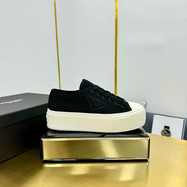 Chanel Downtown Bold leather sneakers 45033-3