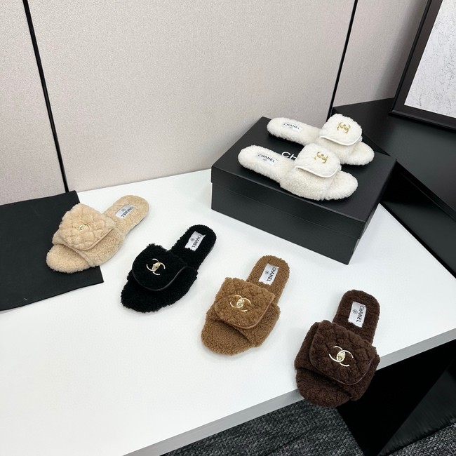Chanel Slippers 45045-1