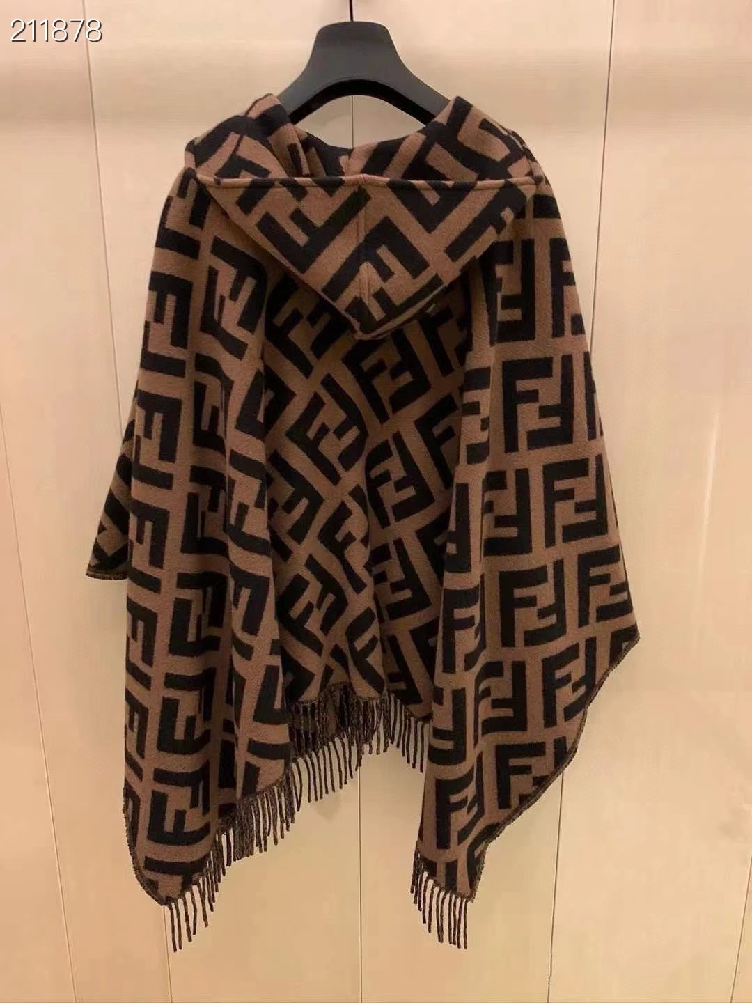 Fendi Cape Double-sided cashmere FDC35916