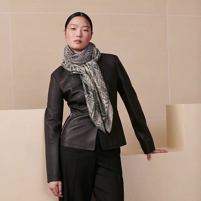 Hermes Shawl Cashmere and Silk Jacquard KY085