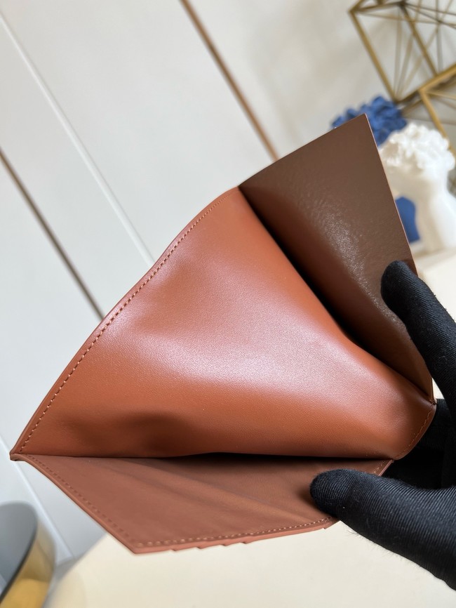 Louis Vuitton Passport Cover M26059 Smoke