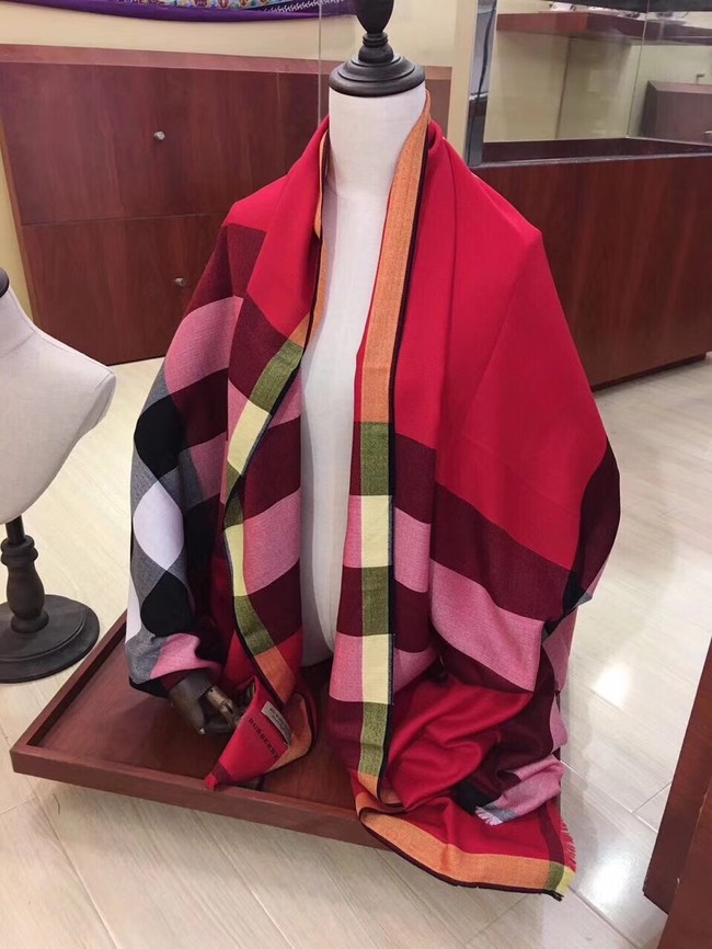 Burberry Shawl Wool Silk and Cotton KY189