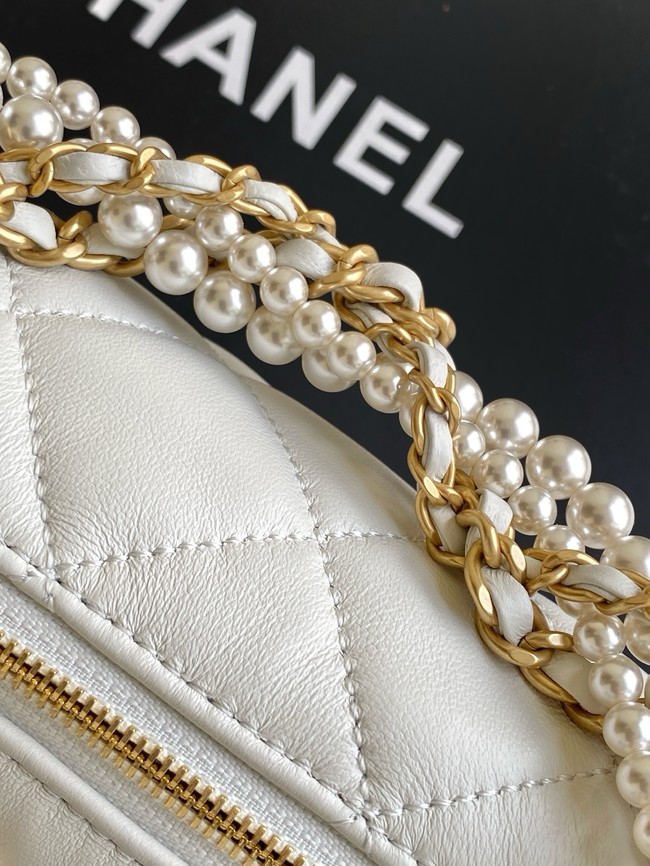 Chanel Lambskin Hobo Handbag AS5898 white