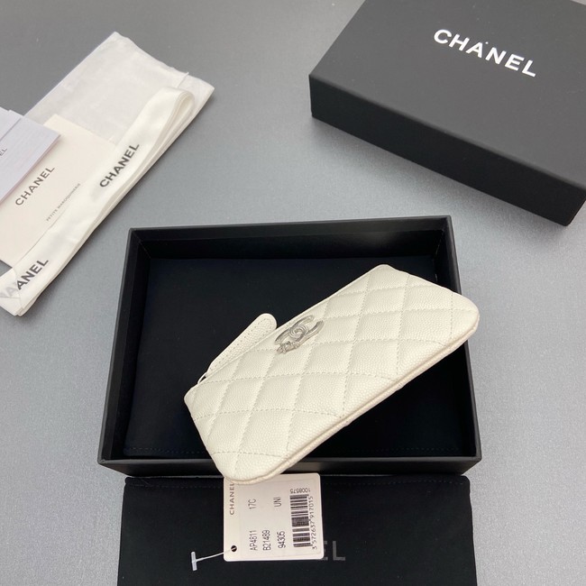 Chanel Zipped Pocket wallet S4811 Cream