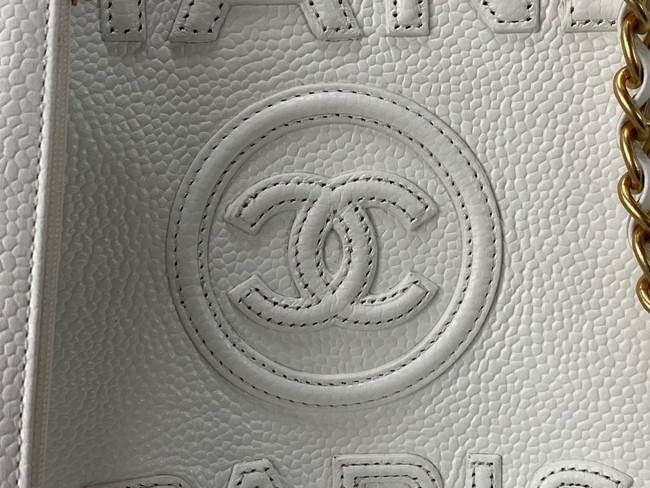 CHANEL Large Tote A66941 white
