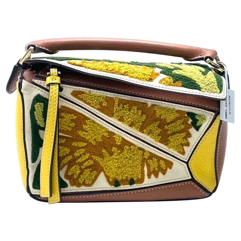 Loewe x William de Morgan Puzzle Tasche
