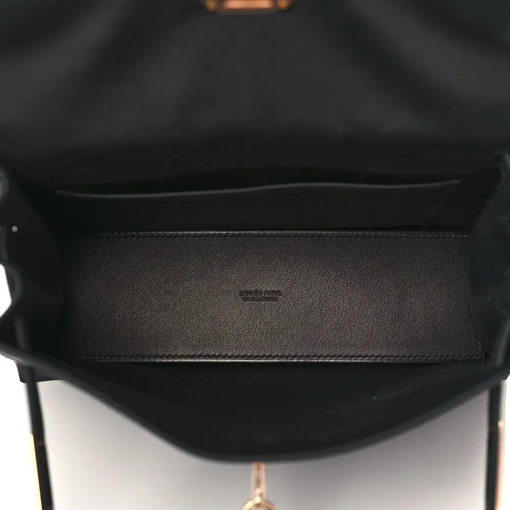 Hermes Kelly Danse II Belt Bag in Evercolor Black Interior pockets 2