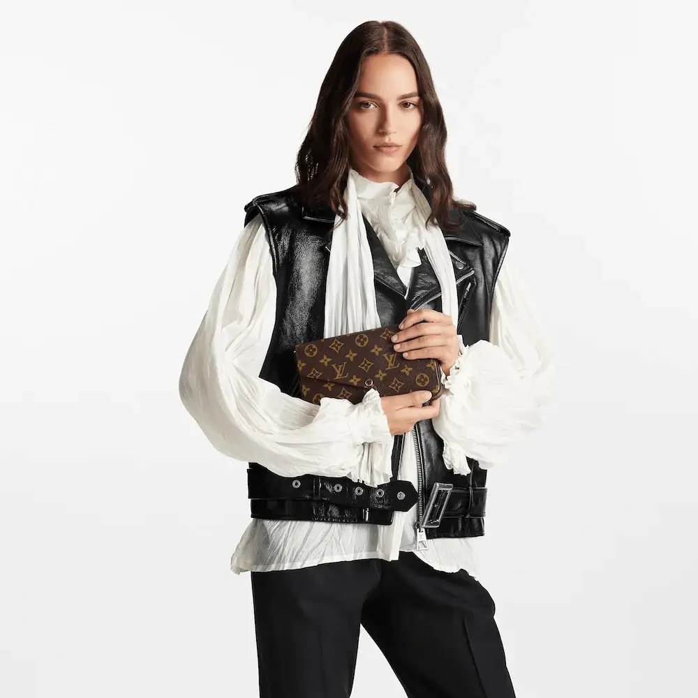 louis vuitton félicie pochette model shot 2