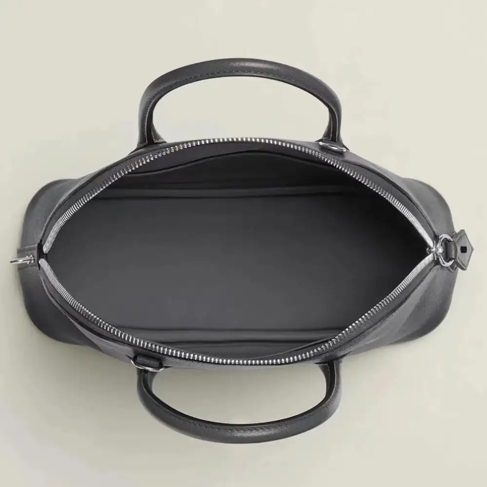 Hermès Bolide 1923 25 bag in Epsom Graphite Interior pockets 2