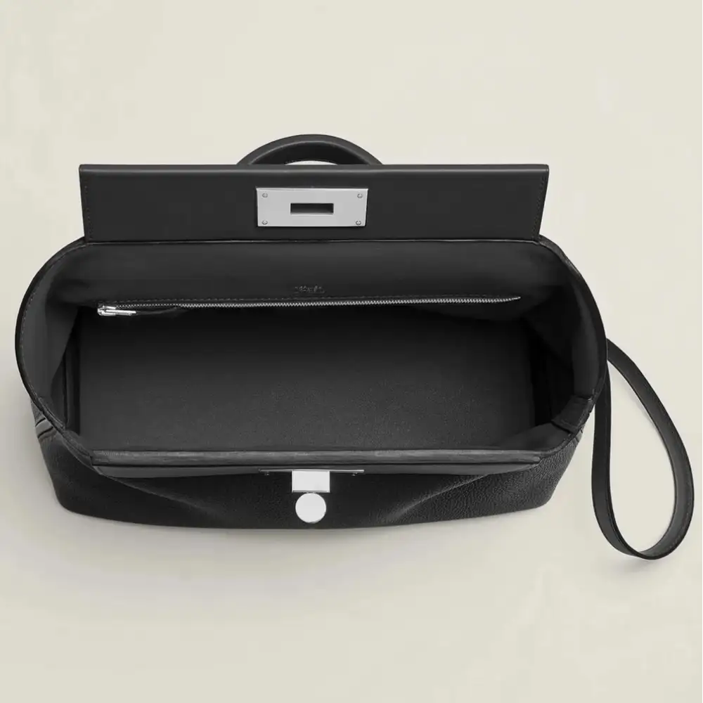 Hermes 24 24 29 Bag in Interior