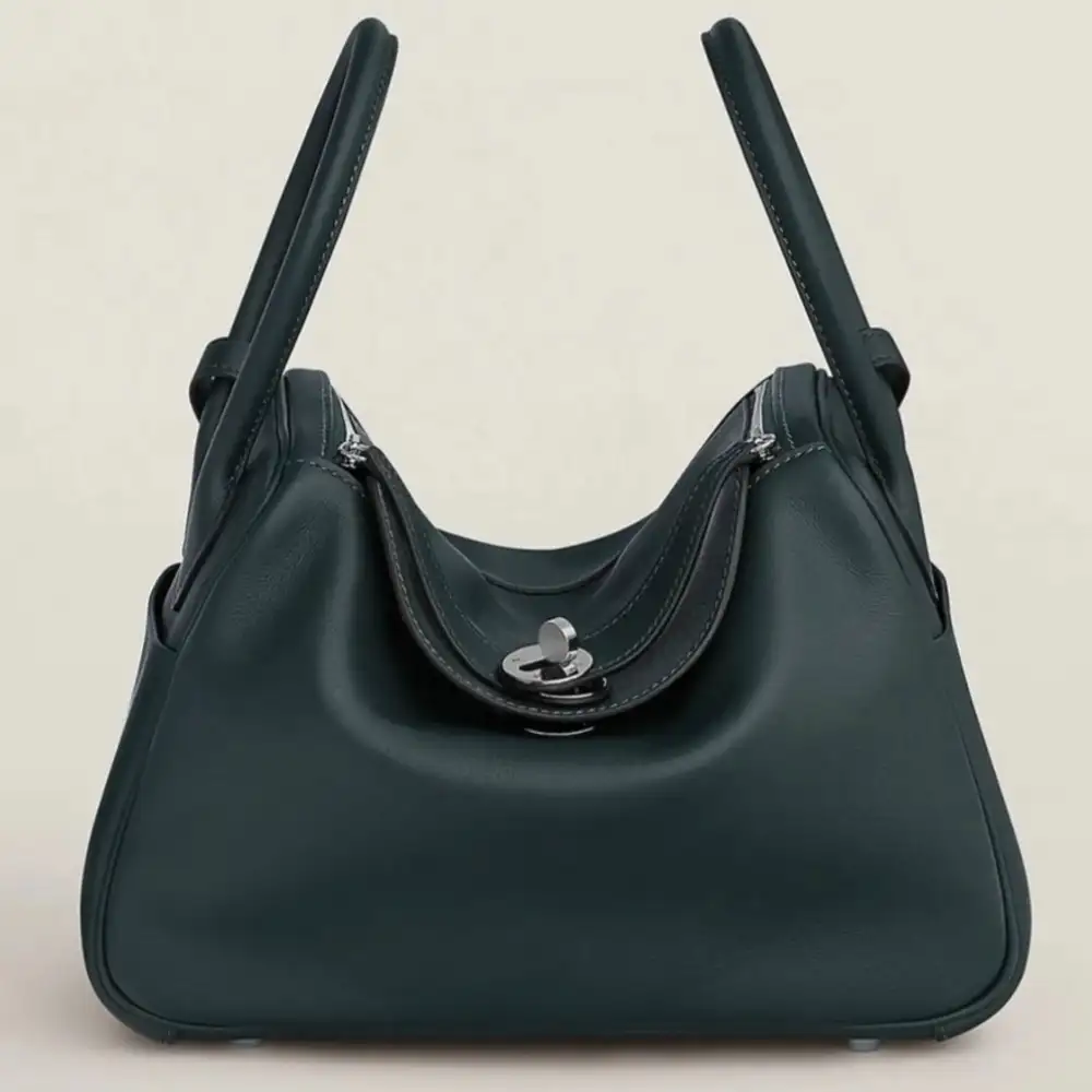 Hermes Lindy 26 Bag in Malachite Swift Vert Rousseau