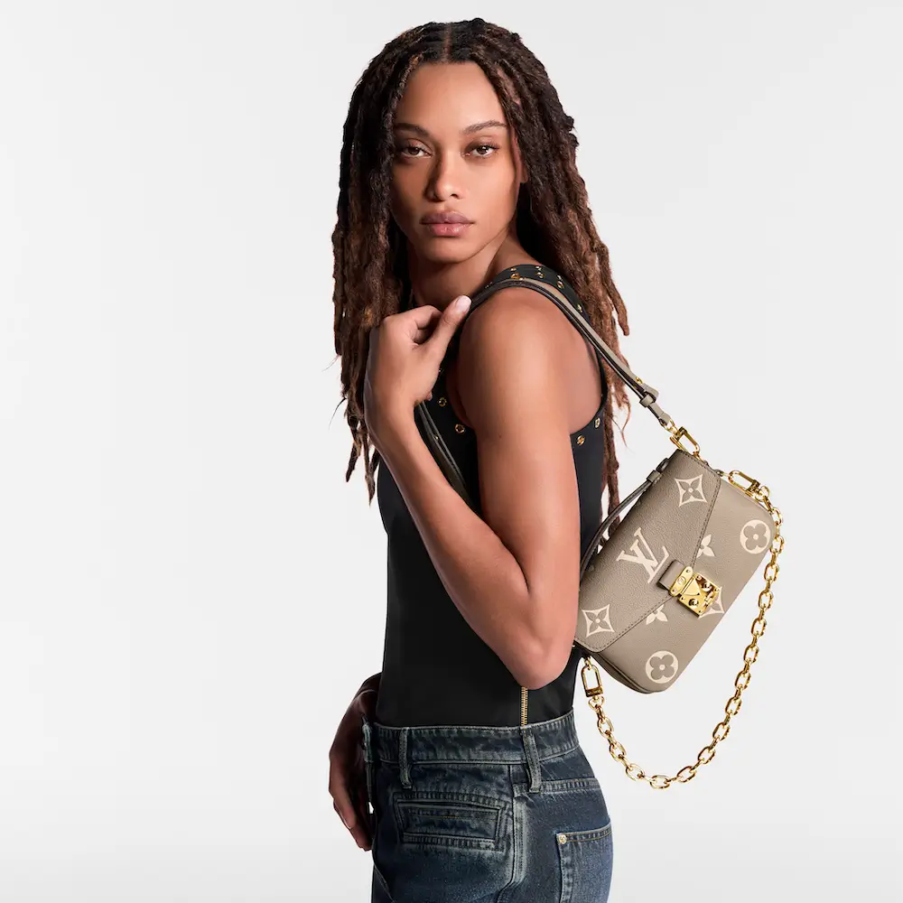 Louis Vuitton Pochette Metis East West Bag in Monogram Canvas Model shots 2