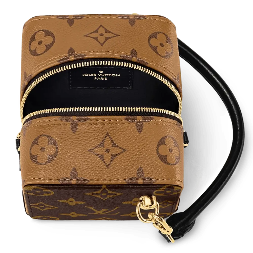 Louis Vuitton Dice Bag in Monogram Canvas Interior pockets 2
