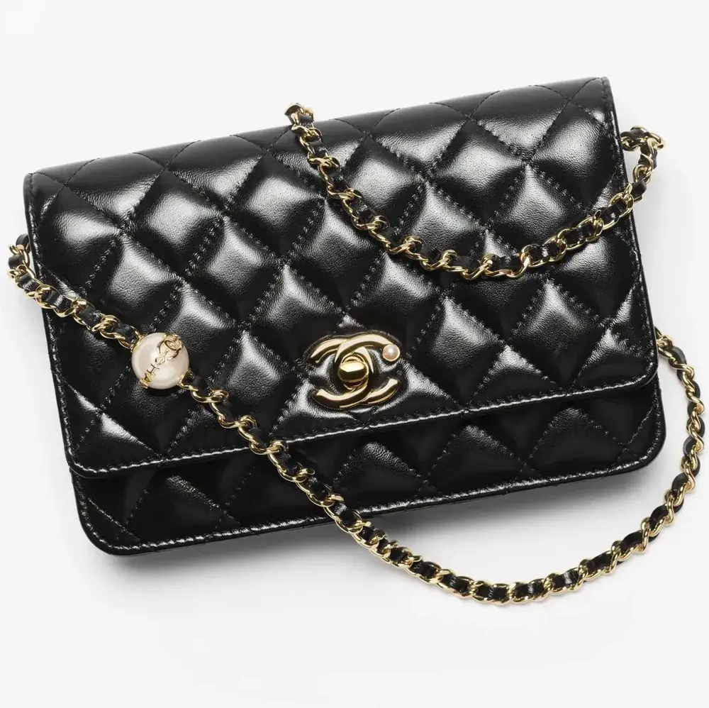 22.AP4282B1822794305