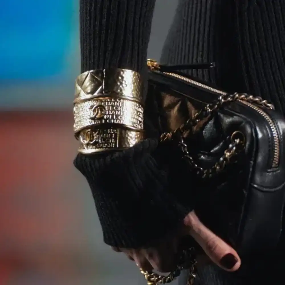 Chanel Small Flap Bag With CC Strap in Shiny Lambskin Model shots 3