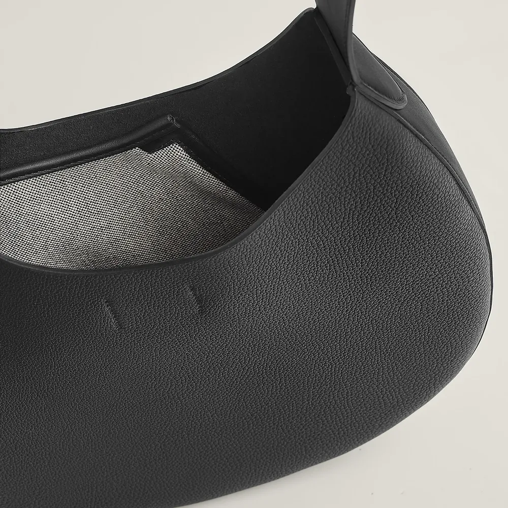 Hermes Arcon Bag in Togo Swift Interior pockets 2