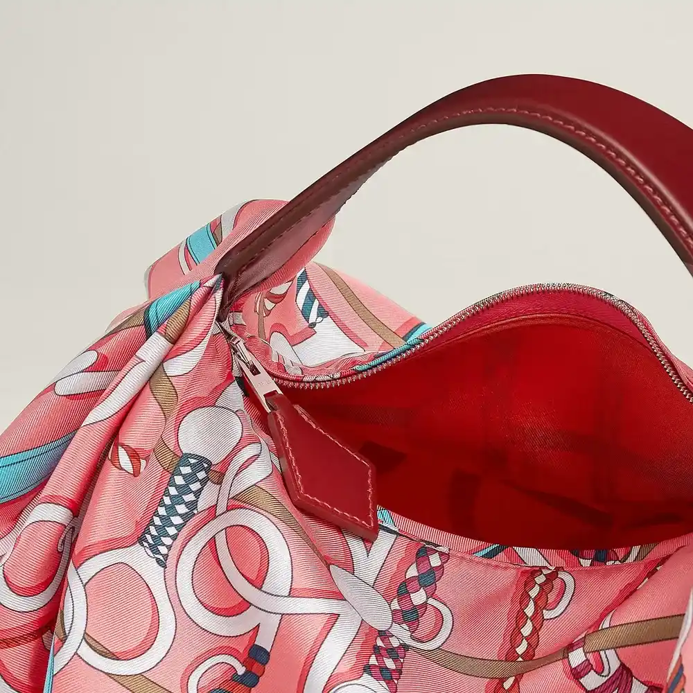 Hermes Balusoie Bag in Silk and Hunter Interior pockets