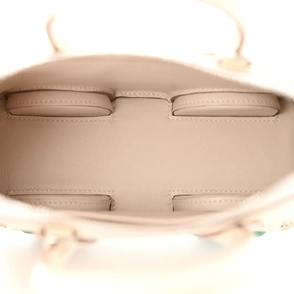 Hermes Bolide On The Wheels Bag in Epsom Interior pockets 2