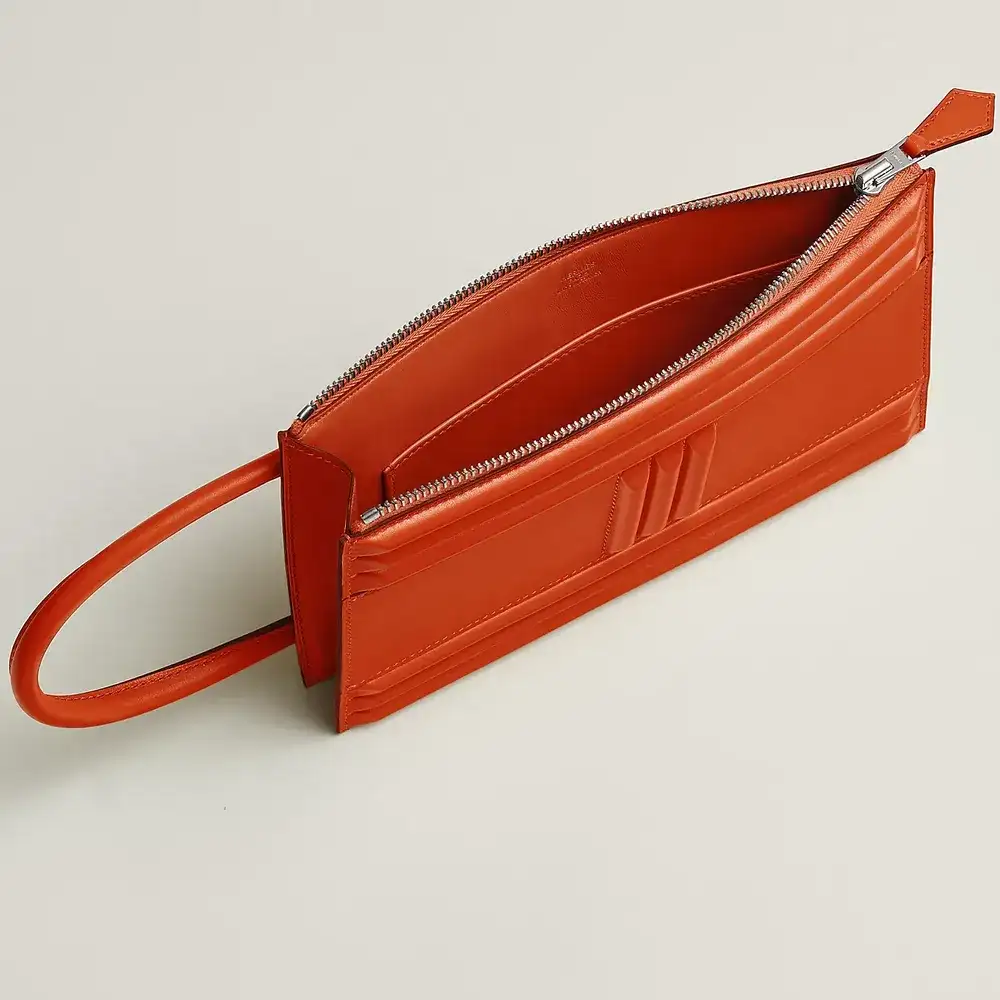 Hermes Cadenas Clutch in Tadelakt Interior pockets