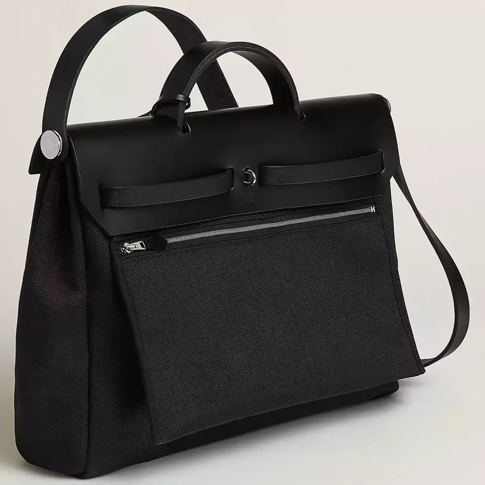 Hermes Herbag Messenger 39 Bag in Militaire canvas and Hunter cowhide Interior pockets 2