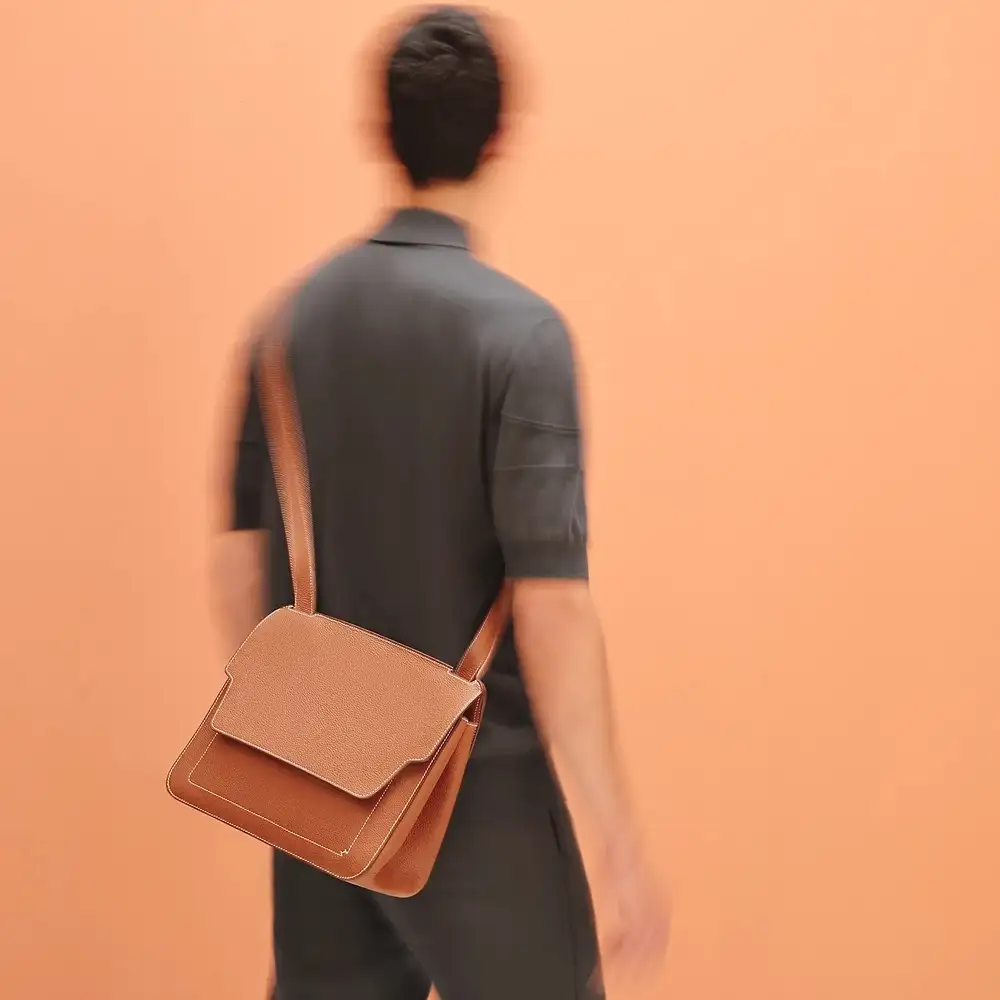 Hermes Mali Selle Messenger Bag in Barenia Faubourg Model shot
