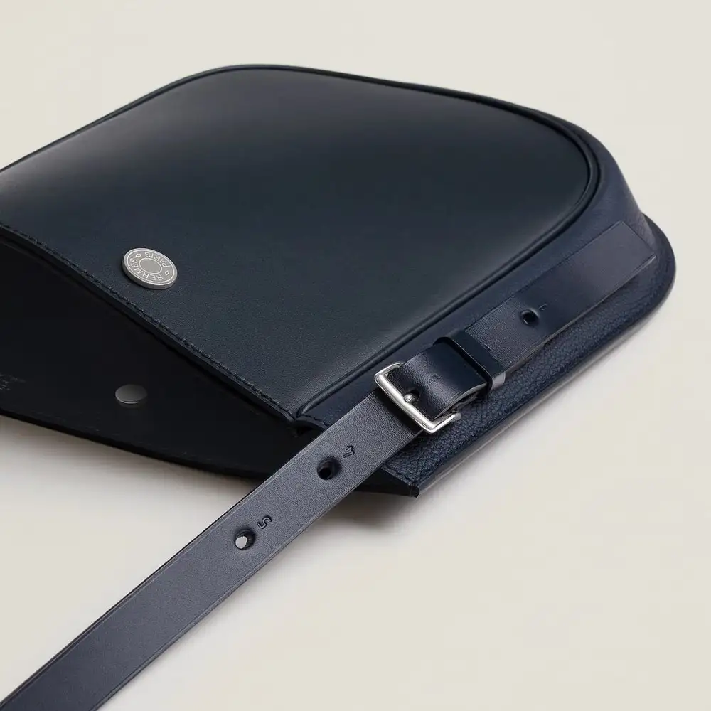 Hermes Perspective Cavaliere Bag in Togo Hunter Interior pockets 3