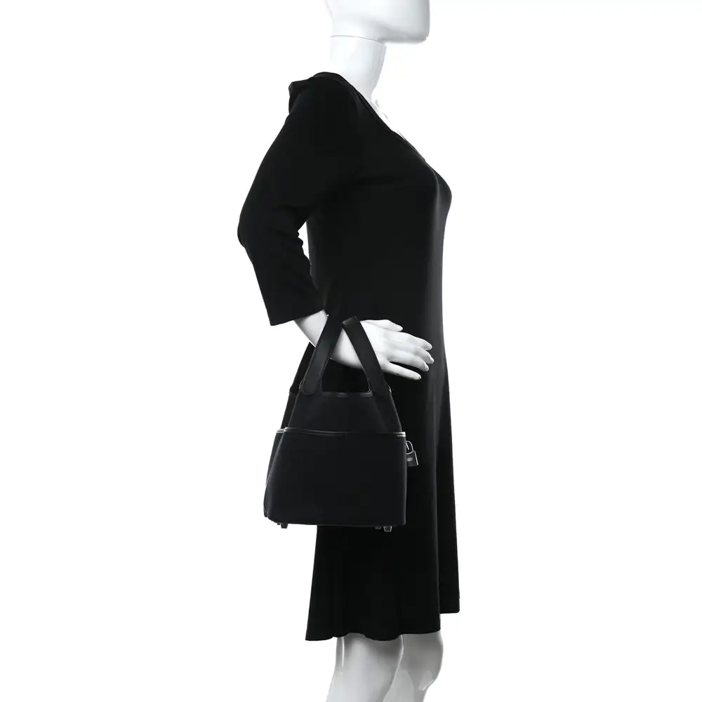 Hermes Picotin Lock 18 Pocket Bag in Goeland Canvas and Swift Model shots