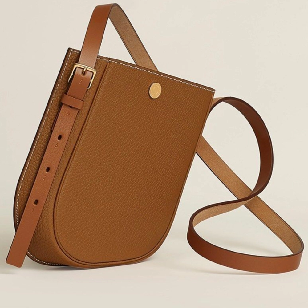 hermes perspective cavailere 2 1699112435 5b02aded progressive (1)