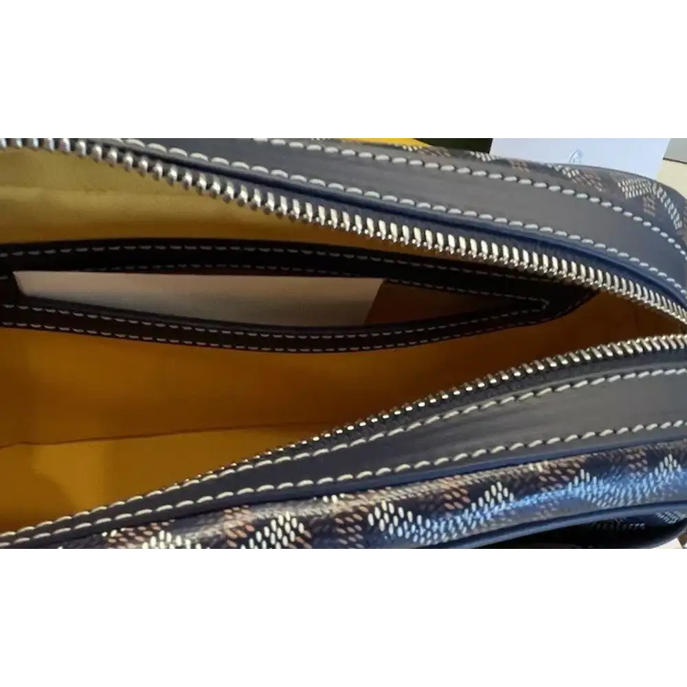 Goyard Cap Vert Bag Interior pockets 2