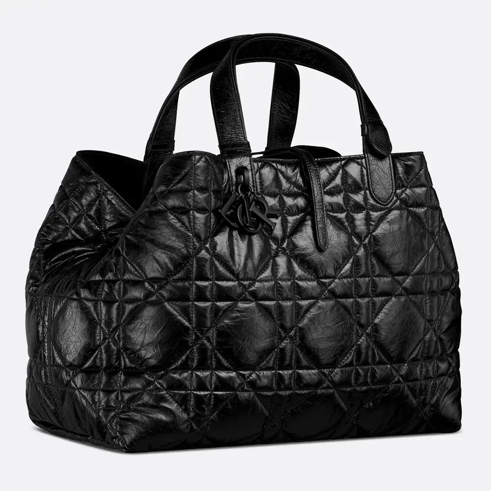 Medium Dior Toujours Bag Macrocannage Crinkled Calfskin Black
