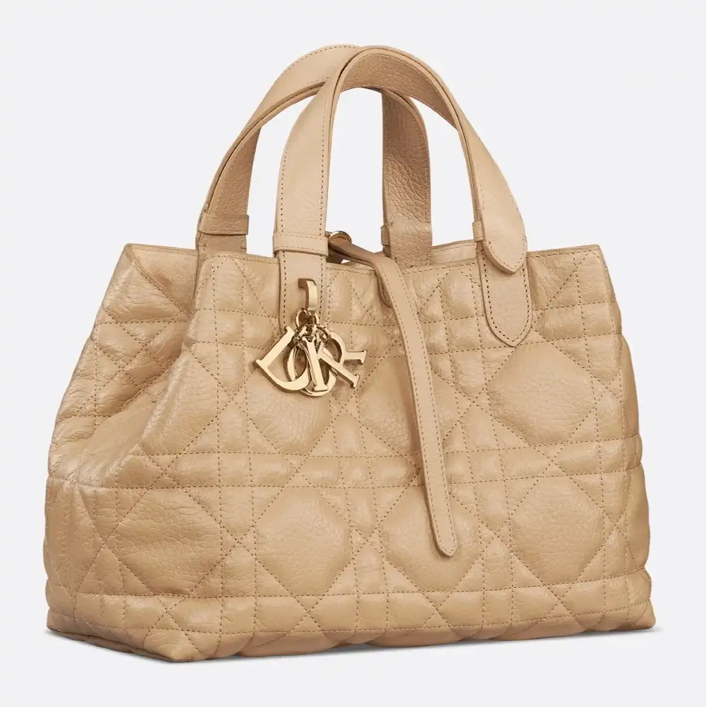 Medium Dior Toujours Bag Macrocannage Grained Calfskin Biscuit