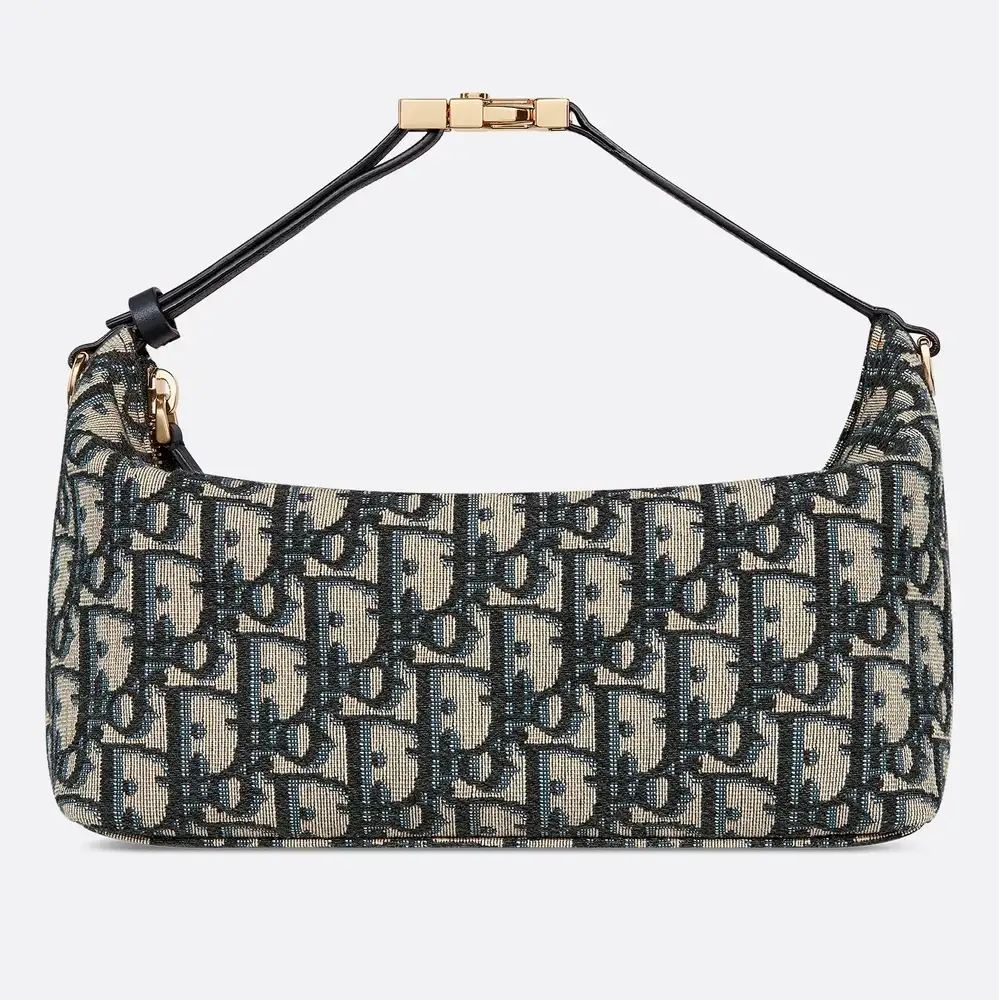 Medium DiorTravel Nomad Pouch x Dior Oblique Jacquard Blue